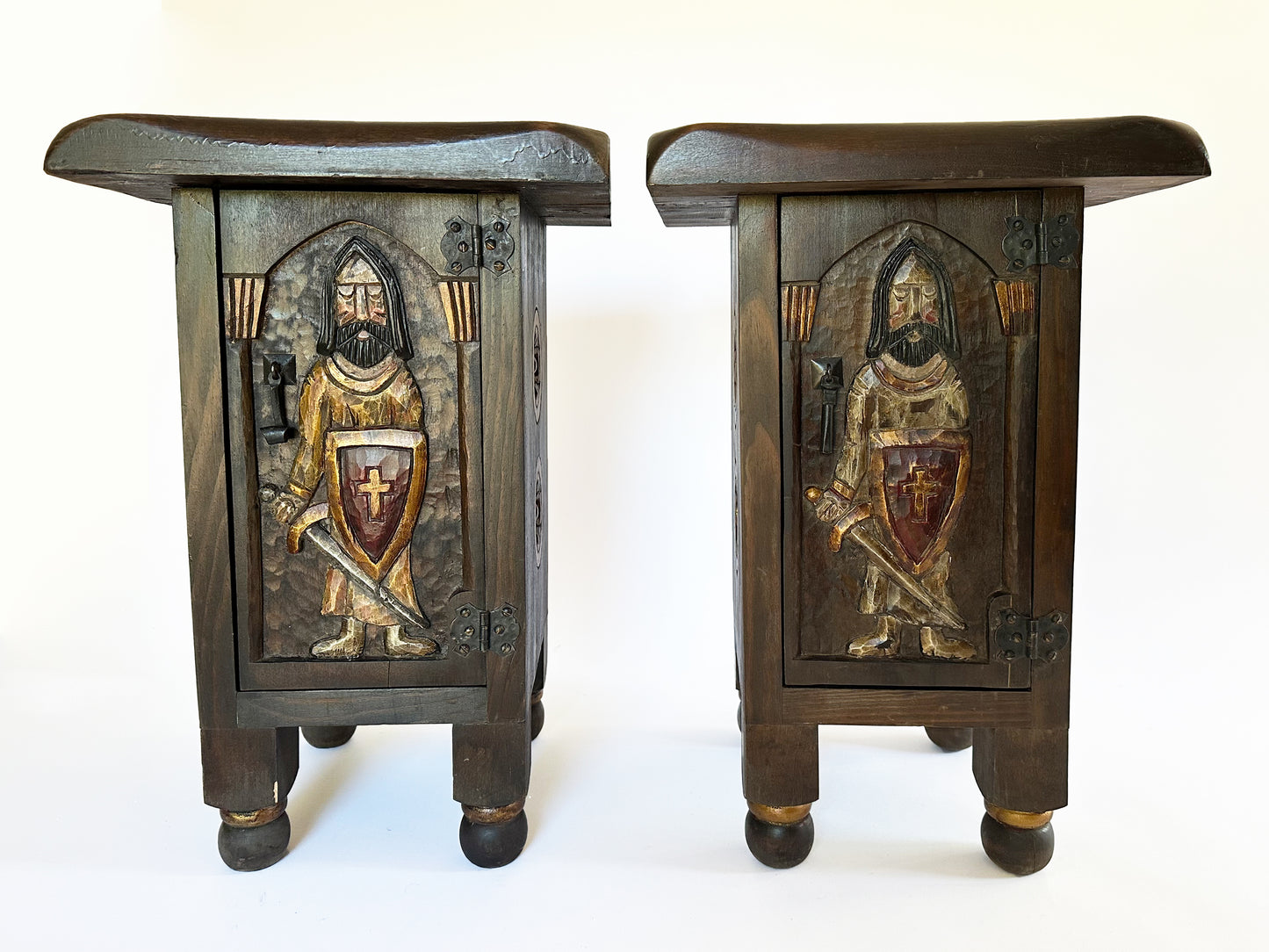 Carved Knight Nightstands Bedside Tables, Set of 2