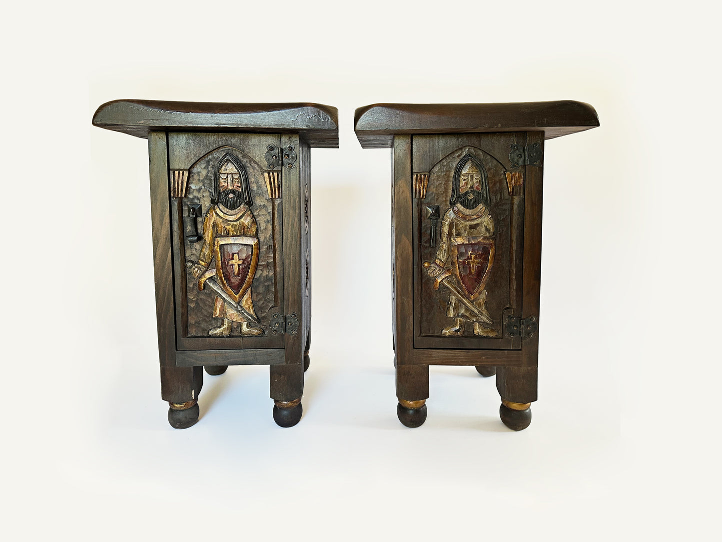 Carved Knight Nightstands Bedside Tables, Set of 2