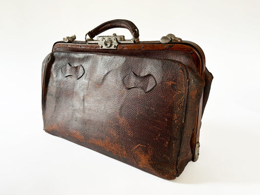 Antique Doctors Bag Antique Medical Bag Distressed Leather Doctors Office Décor Veterinarian Décor Primitive Decor