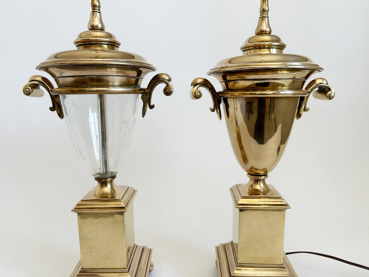 Vintage Chapman Trophy Lamps Brass E.F. Chapman Urn Table Lamps Equestrian Decor Classic Traditional Neoclassical 1990s Designer Decor