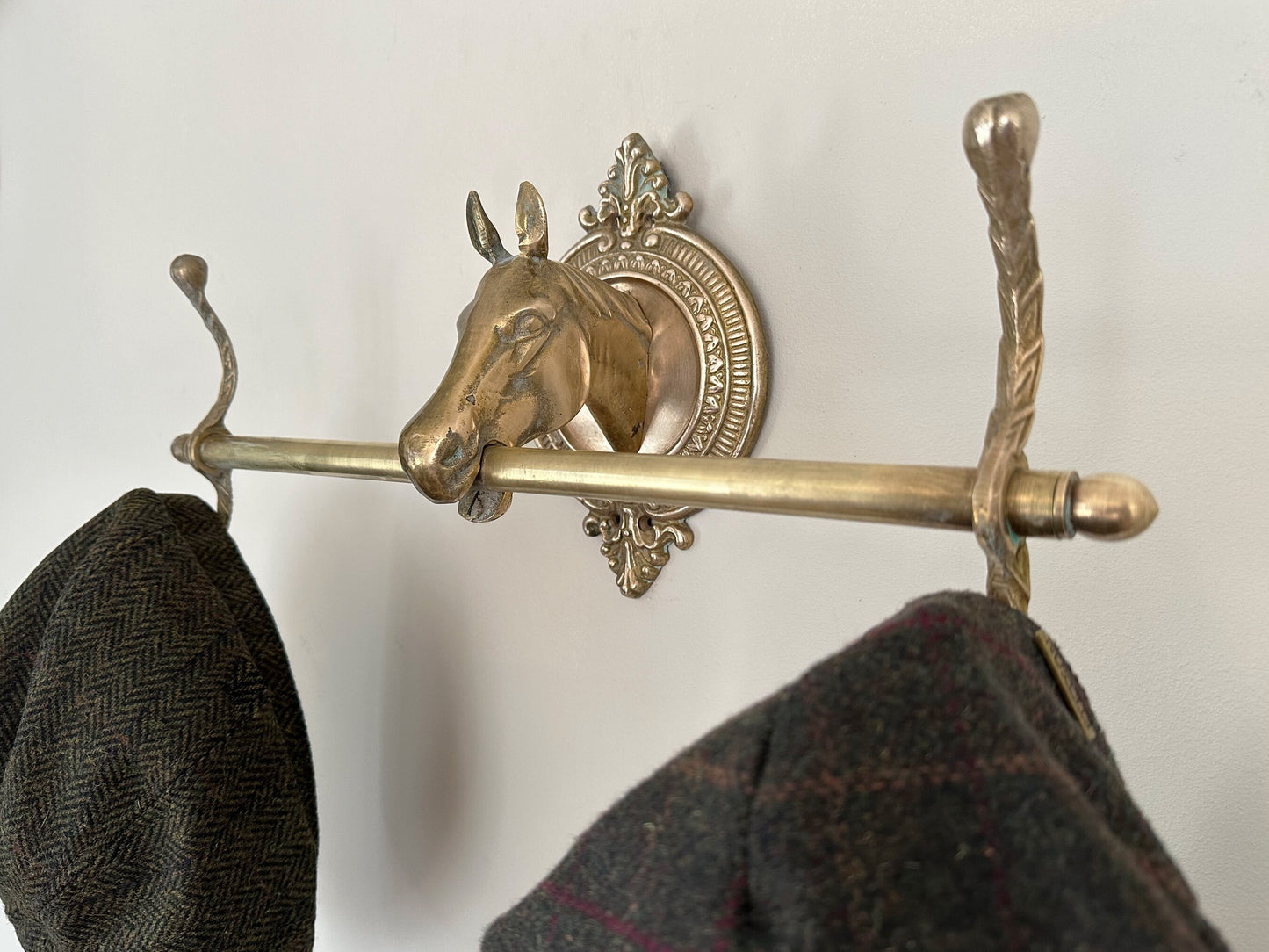 Vintage Horse Coat Rack, Coat Hooks Horse Gifts, Vintage Brass Wall Display, Eclectic Equestrian Decor Coat Hooks